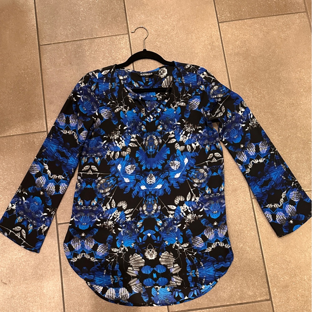❤️ EXPRESS Tunic Blue and Black Design Women's Top XS